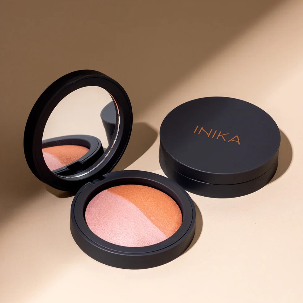 INIKA Baked Blush Duo Pink Tickle – natürliches, veganes Rouge mit zwei mineralischen Farbtönen im nachhaltigen Tiegel