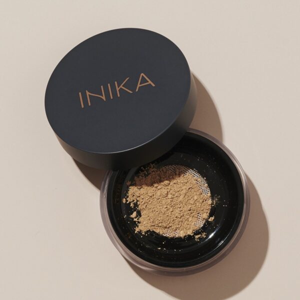 INIKA Loose Mineral Foundation SPF 25 Nurture – natürliche, vegane Mineralfoundation mit Sonnenschutz für einen makellosen Teint